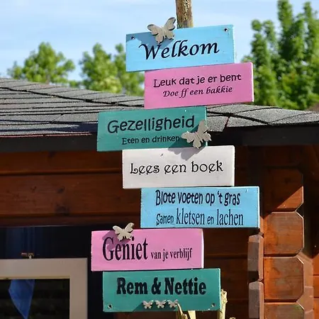 Campingplatz Camping De Volharding *